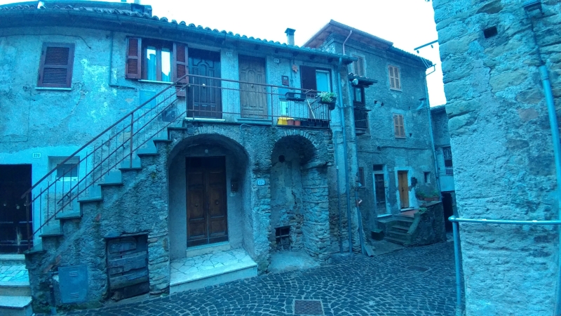San Vito Romano: Appartamento su due piani